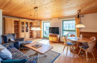 Wohnung kaufen in 87534 Oberstaufen, Charmante 3-Zimmer-Maisonette im rustikalen Landhausstil in Oberstaufen-Kalzhofen!