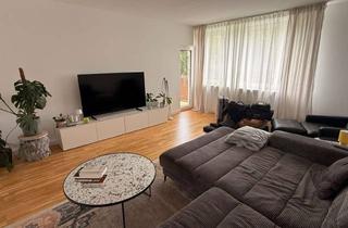 Wohnung mieten in Tiroler Straße 73, 60596 Sachsenhausen-Nord, Geräumige, aufwändig modernisierte 3,5-Zi.-Whg. mit Westbalkon in sehr ruhiger Lage am Tiroler Park
