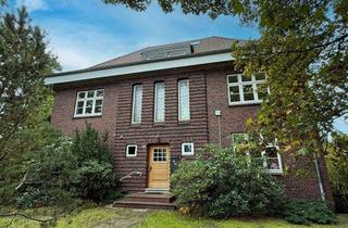 Wohnung mieten in 25436 Uetersen, Große Altbau-Wohnung mit 4 Zimmern und Balkon