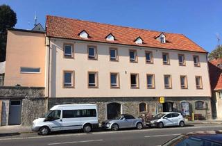 Lofts mieten in Versbacher Str. 185, 97078 Versbach, Loftcharakter, Stauraum und Tageslichtbad mit Eckbadewanne