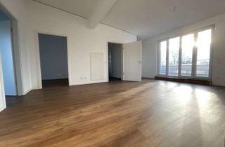 Wohnung mieten in 76437 Rastatt, Großzügiges, sonniges 3-Zimmer-Penthaus mit großer Dachterrasse und TG-Stellplatz