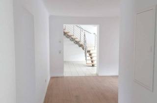 Wohnung mieten in Ludweilerstraße 20, 66352 Großrosseln, Helle & Moderne 4-ZKB-Wohnung mit 130 m² - Erstbezug nach Kernsanierung