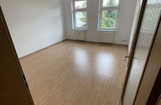 Wohnung mieten in Paul-Strößner-Straße, 08280 Aue, Schöne 3-Raum-Wohnung mit Balkon