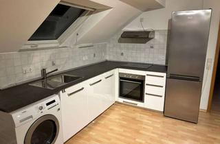 Wohnung mieten in 77855 Achern, Schöne 2,5-Raum-DG-Wohnung mit EBK und Balkon sowie Gartenhaus in Achern