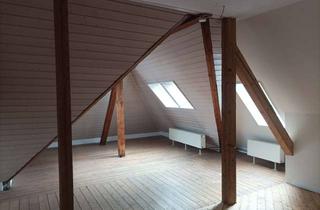 Wohnung mieten in 34131 Bad Wilhelmshöhe, Schöne, helle 4-Zimmer Dachgeschosswohnung in Kassel-Bad Wilhelmshöhe