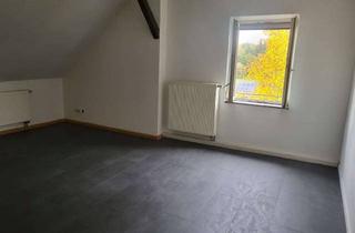 Wohnung mieten in Franken, 84082 Laberweinting, Großzügige 3-Zimmer Dachgeschosswohnung in Laberweinting
