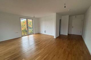 Wohnung mieten in Schnellerstraße 101 b, 12439 Niederschöneweide (Treptow), modernes Wohnen mit Spreeblick