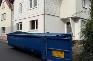 Haus kaufen in In Der Höhle, 99837 Dankmarshausen, Geräumiges 5-Zimmer-Haus in Dankmarshausen mit Garten und Gäste-WC