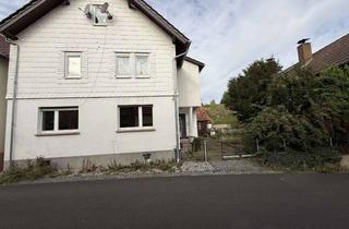 Haus kaufen in In Der Höhle, 99837 Dankmarshausen, Geräumiges 5-Zimmer-Haus in Dankmarshausen mit Garten und Gäste-WC
