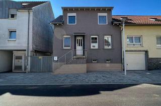 Einfamilienhaus kaufen in 66333 Völklingen, Modernisiertes Einfamilienhaus mit 5 Zimmern in Völklingen