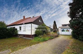 Doppelhaushälfte kaufen in 68305 Gartenstadt, VIEL POTENZIAL AUF GROßEM GRUNDSTÜCK – Doppelhaushälfte im Bungalowstil