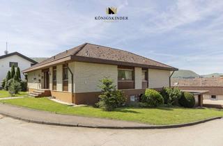 Einfamilienhaus kaufen in 73342 Bad Ditzenbach, Großzügiges Einfamilienhaus in guter Lage, mit Einliegerwohnung, schönem Garten und Doppelgarage