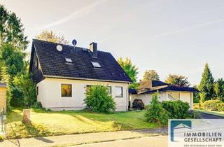 Haus kaufen in 57635 Weyerbusch, Ein-/Zweifamilienhaus in ruhiger Wohngegend mit nahezu ebenerdigem Gartengrundstück und Doppelgarage