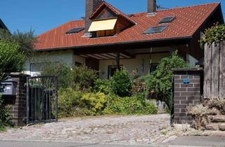 Haus kaufen in 69259 Wilhelmsfeld, Drei-Parteienhaus mit Garten, Blick ins Grüne und Waldrandlage in Wilhelmsfeld