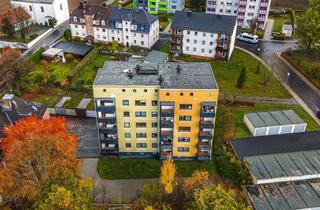 Anlageobjekt in 95100 Selb, Kapitalanlage mit Potenzial: Komplett vermietetes MFH mit 15 Wohnungen, Aufzug & Garagen