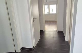 Haus mieten in Windmühlen-Privatweg 1b, 39126 Rothensee, Reihenhaus 134 m²+Garten+3 Bäder+40 m² Keller