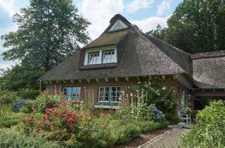 Haus mieten in Op De Geest 26, 21789 Wingst, Traumhaus unter Reet! Repräsentatives Wohnhaus in Top Lage der Wingst zu vermieten.