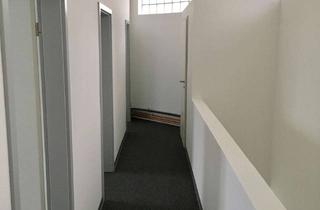 Gewerbeimmobilie mieten in Timmendorfer Platz, 23669 Timmendorfer Strand, Lagerflächen mitten in Timmendorf