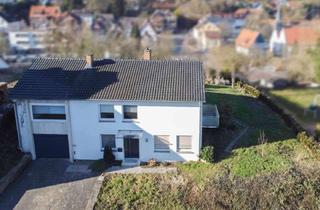 Anlageobjekt in 32602 Vlotho, Ihre Chance: Charmantes Einfamilienhaus mit Weitblick in zentraler Lage von Vlotho