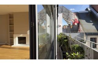 Wohnung kaufen in Savignyplatz, 10625 Charlottenburg, Vorpremiere: Attika-Wohnung über dem Savignyplatz