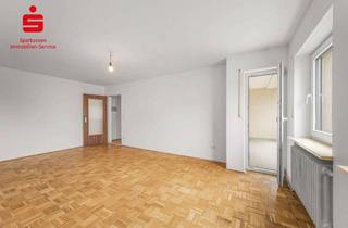 Wohnung kaufen in 85625 Glonn, Wohnkomfort im Grünen – Erdgeschosswohnung mit Gemeinschaftspool und Tiefgarage