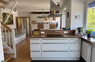 Wohnung kaufen in 30625 Kleefeld, Helle 5-Zimmer-Maisonette mit Balkon & Garten – familienfreundlich in Hannover-Kleefeld