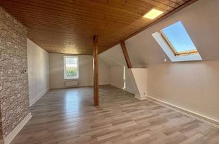 Wohnung mieten in Bahnhofstrasse 38b, 25364 Westerhorn, **Hübsche 2,5 Zimmerwohnung im Dachgeschoß**