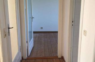 Wohnung mieten in 17489 Südliche Mühlenvorstadt / Obstbausiedlung, Zentrumsnahe 2,5- Zimmer- Wohnung mit Einbauküche und Balkon im sanierten Altbau provisionsfrei