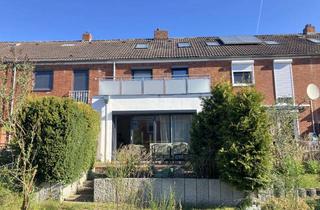 Haus kaufen in Pommernring 111, 23569 Kücknitz, Kft. Reihenmittelhaus mit 5 Zimmern frisch modernisiert und ohne Käuferprovision !