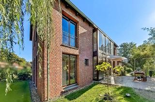 Einfamilienhaus kaufen in 15806 Zossen, Großes Einfamilienhaus mit 4 Zimmern, Sauna und Doppelgarage in Zossen-Dabendorf