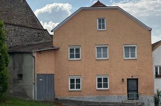 Haus kaufen in 94474 Vilshofen, Vilshofen an der Donau - Sanierungsbedürftiges Stadthaus direkt an der Stadtmauer