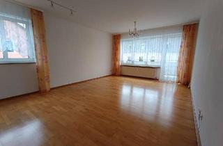 Wohnung kaufen in 92237 Sulzbach-Rosenberg, Sulzbach-Rosenberg - Eigentumswohnung mit Garage, Traumlage zum Kauf von privat
