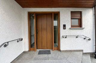 Haus kaufen in 64646 Heppenheim (Bergstraße), Heppenheim (Bergstraße) - Großes Wohnhaus mit Doppelgarage und zwei Wohnungen in der Nordstadt