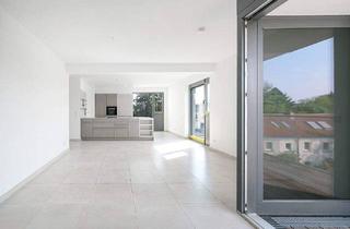Wohnung kaufen in 13156 Berlin, Berlin - Moderne Familienwohnung mit Loggia und Tiefgarage