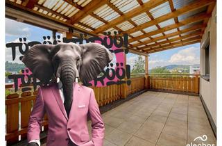 Wohnung kaufen in 72793 Pfullingen, Sanierungsbedürftige 4-Zimmer-Wohnung mit 2 Garagen und Balkon