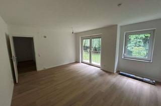 Wohnung kaufen in 86157 Pfersee, Frisch sanierte 1,5-Zimmer-Wohnung in ruhiger Lage mit Balkon & Gartenblick auf den Senkelbach.