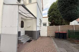 Wohnung mieten in Augustaplatz, 46537 Dinslaken, Erdgeschosswohnung mit Garten und Terrasse