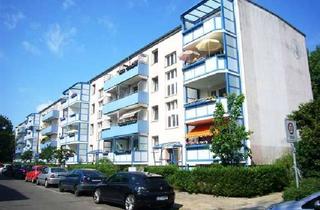 Sozialwohnungen mieten in Sterndamm 156, 12487 Johannisthal, (WBS bis 220) Gemütliche 3-Raum-Wohnung; Sterndamm 156, EG RE