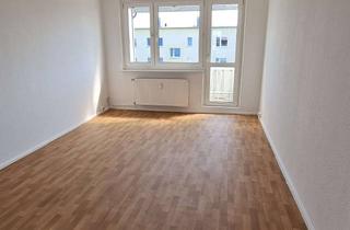 Wohnung mieten in Str. Der Republik 18, 17321 Löcknitz, 3-Zimmer Wohnung, frisch saniert, im 3. OG in Löcknitz