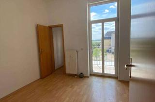 Wohnung mieten in Moritzstrasse 81, 08523 Neundorfer Vorstadt, **Familienfreundliche 3-Zimmer Wohnung mit Einbauküche und Balkon**
