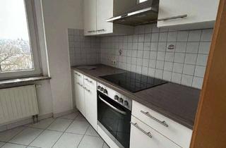 Wohnung mieten in Humboldtstrasse 10, 08529 Reichenbacher Vorstadt, **Schöne 3-Zimmer Wohnung mit großer Einbauküche**