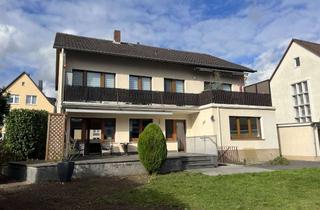 Wohnung mieten in Ahrstraße 17, 51371 Bürrig, Gediegene und lichtdurchflutete 4-Zimmer-Erdgeschosswohnung mit Garten in Leverkusen-Bürrig