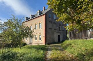 Haus kaufen in 08321 Zschorlau, Teilsaniertes Zwei- bis Dreifamilienhaus in sonniger Lage mit Sanierungskonzept!