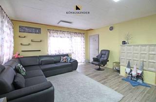 Haus kaufen in 89197 Weidenstetten, Praktisches MFH mit Werkstatt in Weidenstetten