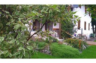 Haus kaufen in 83250 Marquartstein, Klassiker im Landhaus-Stil mit Berg- und Burgblick .............