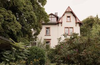 Villa kaufen in 64342 Seeheim-Jugenheim, Jugendstilvilla auf parkähnlichem Grundstück