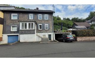 Haus kaufen in 57290 Neunkirchen, Fachwerkhaus mit fünf Zimmern, Terrasse und Garten – Neunkirchen (Siegerland)