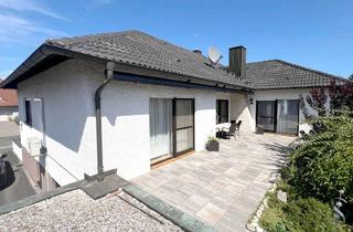 Haus kaufen in 91330 Eggolsheim, Hochwertiger Bungalow mit gepflegtem Garten in Eggolsheim