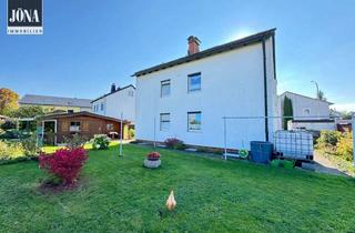 Haus kaufen in 95126 Schwarzenbach a d Saale, Zweifamilienhaus in ruhiger Lage mit pflegeleichtem Garten und zwei Garagen