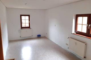 Haus kaufen in 57548 Kirchen, Fachwerktraum am Waldrand – 3.030 m² idyllische Natur warten auf Sie!